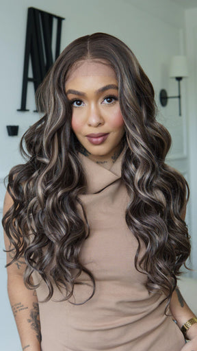 Lace Front Amanda Mechada 13x4