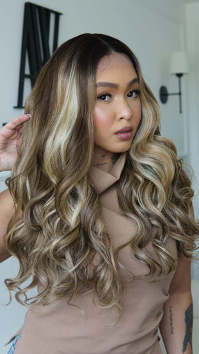 Lace Front Amanda Mechada Loira 13x4