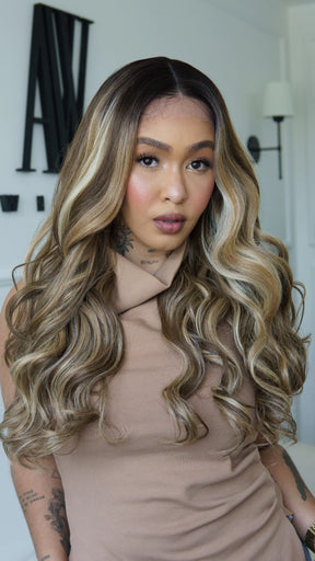 Lace Front Amanda Mechada Loira 13x4