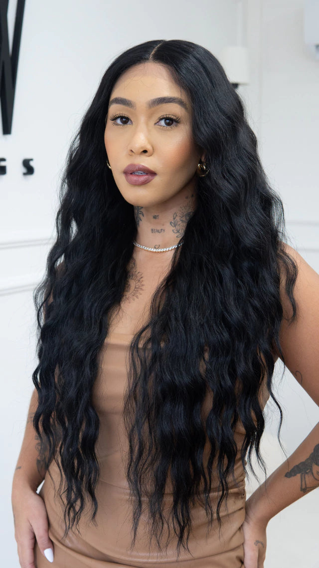 Lace Front Lilian Preta