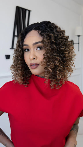 Lace Front Emma Iluminada