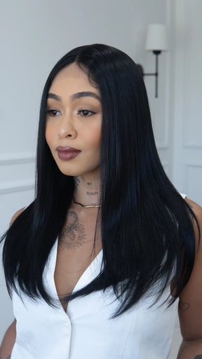 Lace Front Júlia Preta Lisa