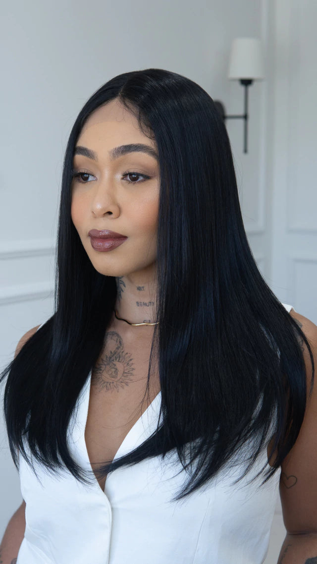 Lace Front Júlia Preta Lisa