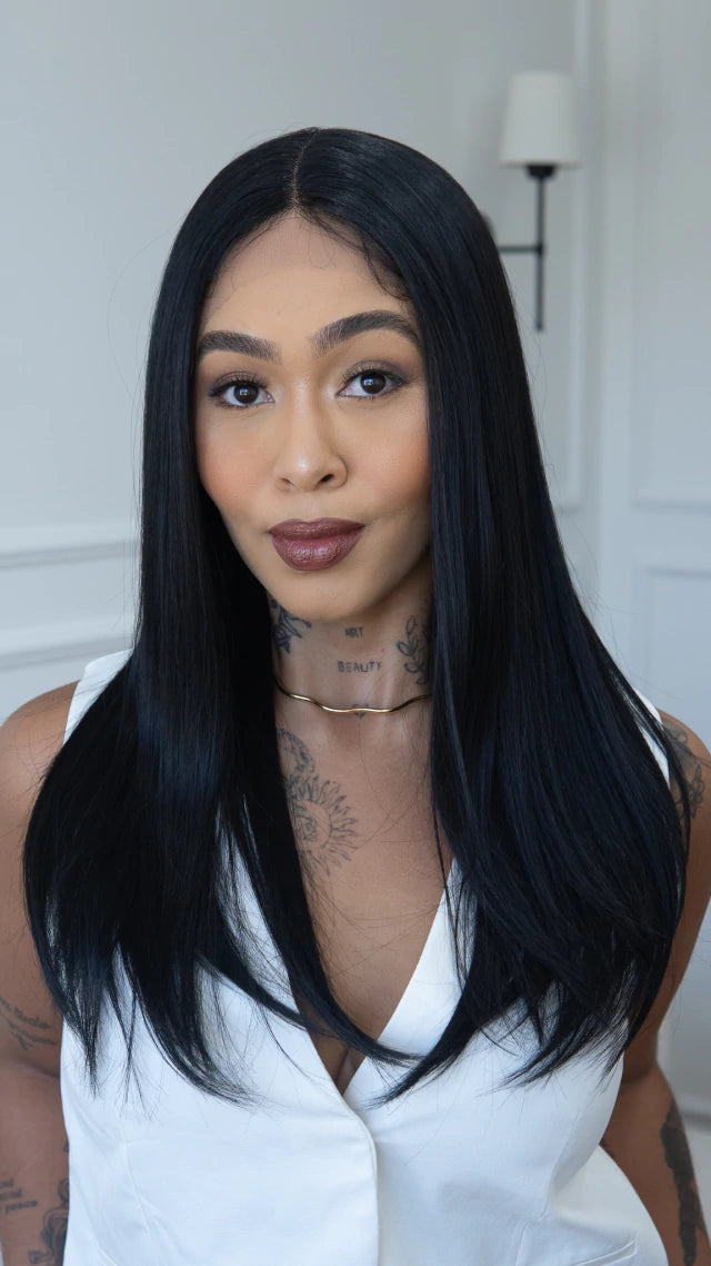 Lace Front Júlia Preta Lisa