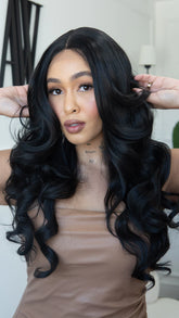 Lace Front Angelina Preta