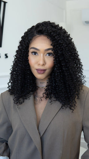 Lace Front Aila Castanho Escuro 13x3