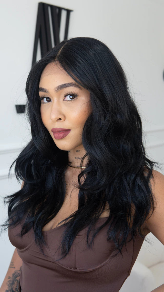 Lace Front Raquel Preta