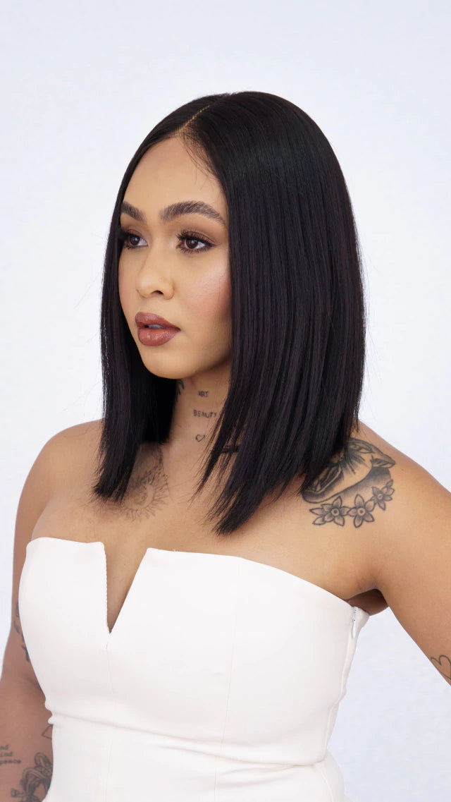 Lace Front Roberta Curta Castanho Escuro 13x6