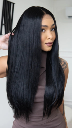 Lace Front Mariane Preta