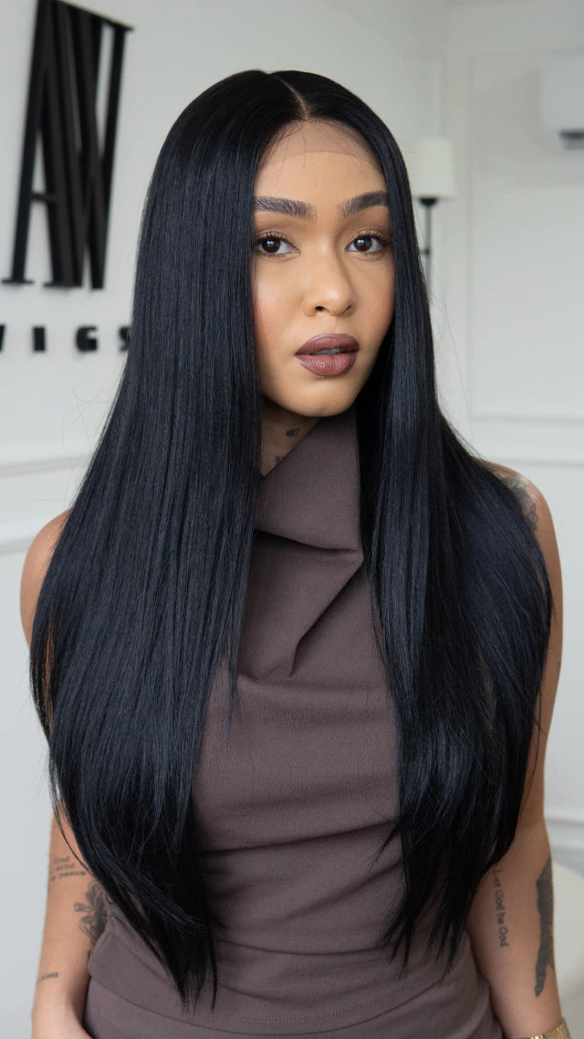 Lace Front Mariane Preta