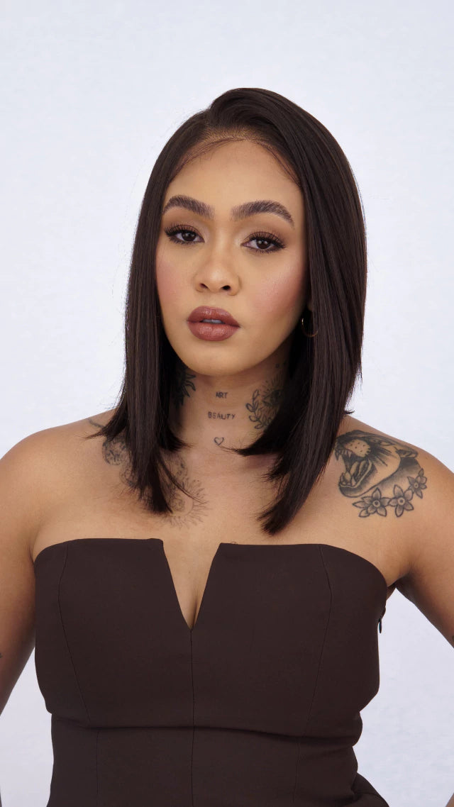 Lace Front Roberta Curta Iluminada 13x6