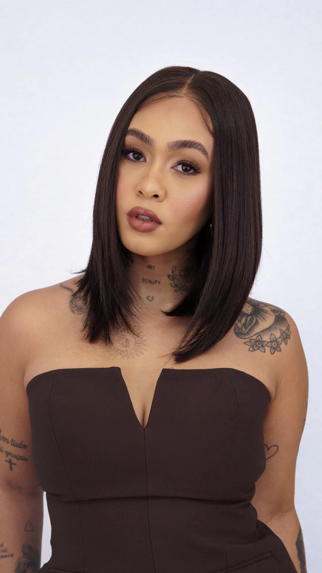 Lace Front Roberta Curta Iluminada 13x6