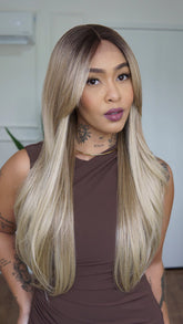 Lace Front Sabrina Loira